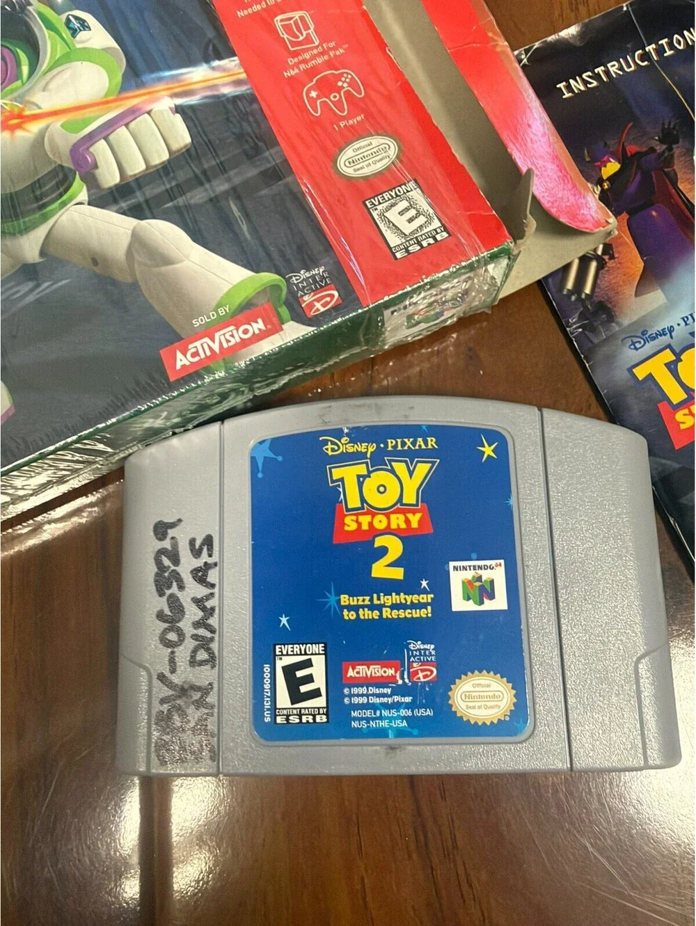 Toy Story 2: Buzz Lightyear to the Rescue (Nintendo 64, 1999) CIB Complete